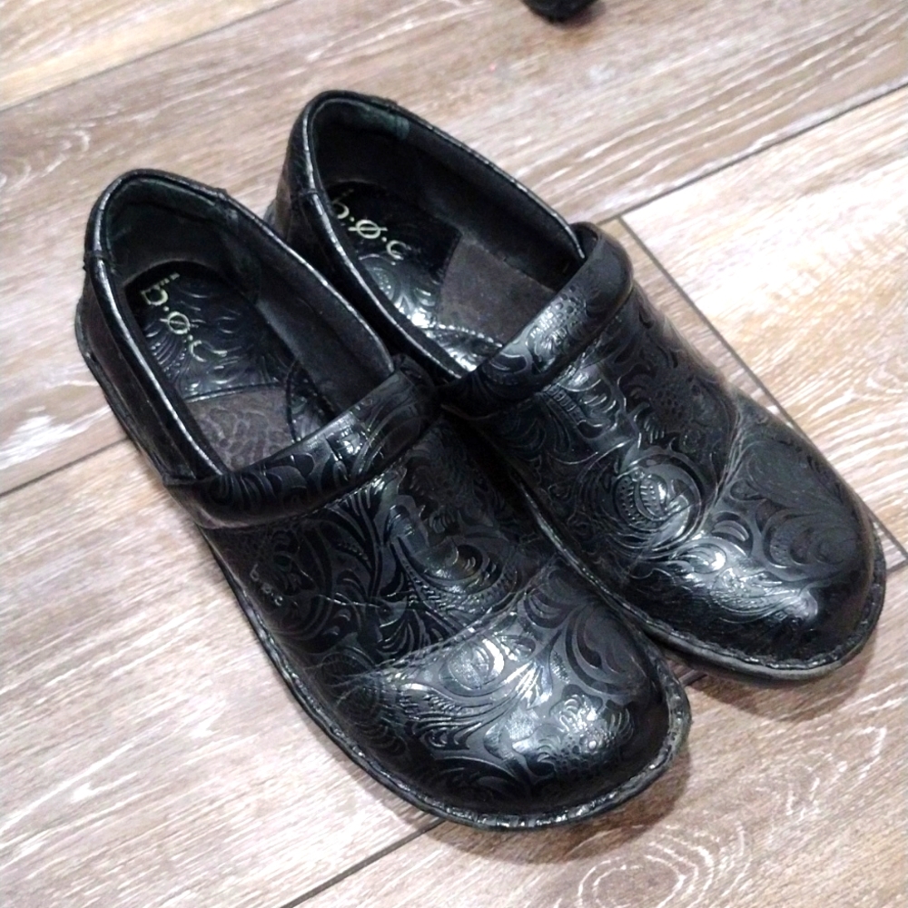 B. O. C. Black Clogs. Size 8.5 - image 1